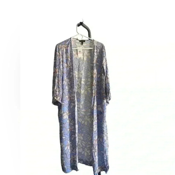Jessica Simpson NWT Open Duster Two Large Slits Floral Pattern Size 2X - Picture 4 of 13